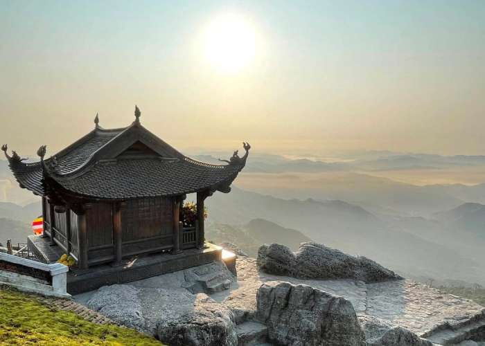 TOUR TÂM LINH YÊN TỬ - CHÙA ĐỒNG 2N1Đ