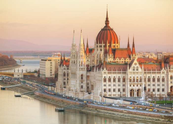 CHƯƠNG TRÌNH DU LỊCH ĐÔNG ÂU ĐỨC – ÁO – HUNGARY – SLOVAKIA – SÉC – ĐỨC