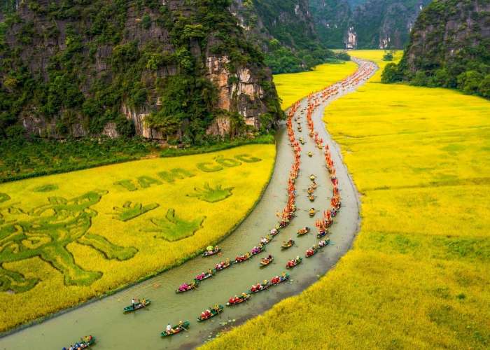 DU LỊCH NINH BÌNH HOA LƯ - TAM CỐC - HANG MÚA - BÁI ĐÍNH - TRÀNG AN