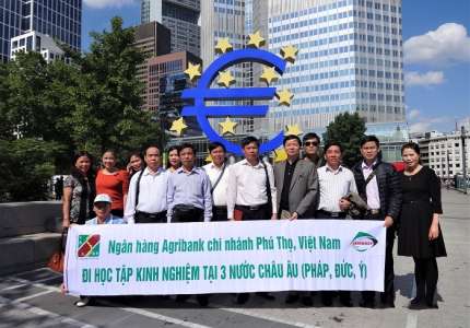 Ngân Hàng Agribank Chi nhánh Phú Thọ tham quan 3 nước Châu Âu