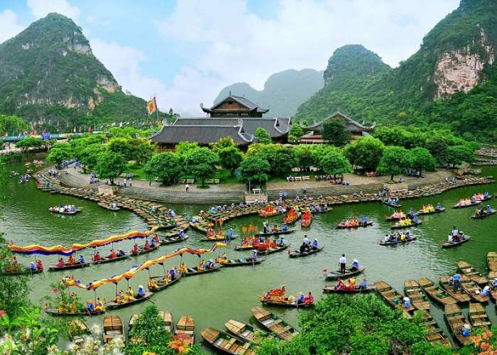 Tour Du Xuân - Hà Nội - Bái Đính - Tràng An - Hạ Long - Yên Tử 4 Ngày 3 Đêm