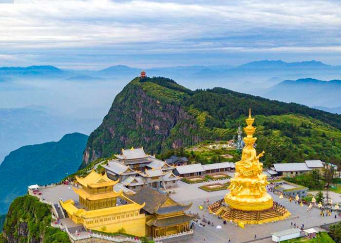 Tour Thành Đô – Cửu Trại Câu 6N5Đ | Nga Mi Sơn – Vietnam Airlines