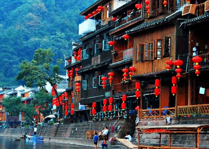 Du Lịch Trương Gia Giới - Phượng Hoàng Cổ Trấn 5 Ngày 4 Đêm Bằng Đường Bộ