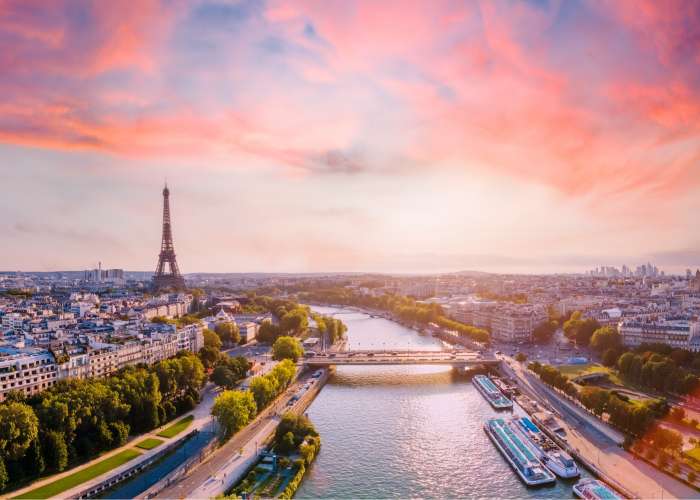  CHƯƠNG TRÌNH DU LỊCH 5 NƯỚC TÂY ÂU KHÁM PHÁ LÀNG CỔ TÍCH GIETHOORN  PHÁP - LUXEMBOURG - BỈ - HÀ LAN - ĐỨC 