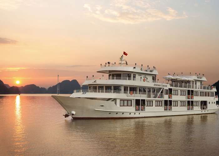 DU LỊCH TÀU BIỂN 5 SAO VỊNH HẠ LONG - CÔNG VIÊN HẠ LONG - YÊN TỬ