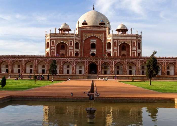 HÀNH TRÌNH KHÁM PHÁ TAM GIÁC VÀNG ẤN ĐỘ & CHIÊM BÁI XÁ LỢI ĐỨC PHẬT TẠI BẢO TÀNG DELHI