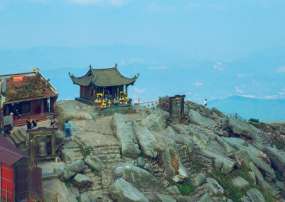 TOUR TÂM LINH YÊN TỬ - CHÙA ĐỒNG 2N1Đ