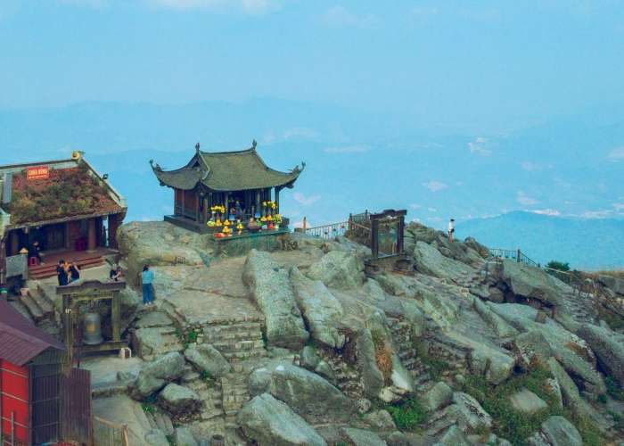 TOUR TÂM LINH YÊN TỬ - CHÙA ĐỒNG 2N1Đ