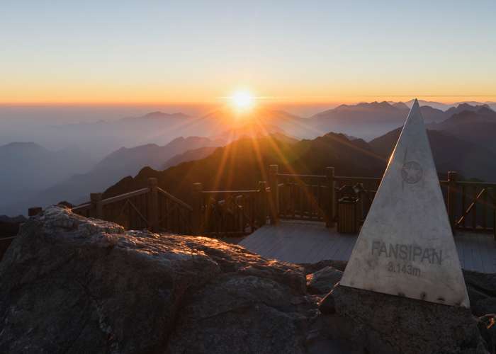 TOUR 2026 SAPA - FANSIPAN - HÀ GIANG - LŨNG CÚ - SÔNG NHO QUẾ THÁC BẢN GIỐC - ĐỘNG NGƯỜM NGAO - PÁC BÓ - HỒ BA BỂ