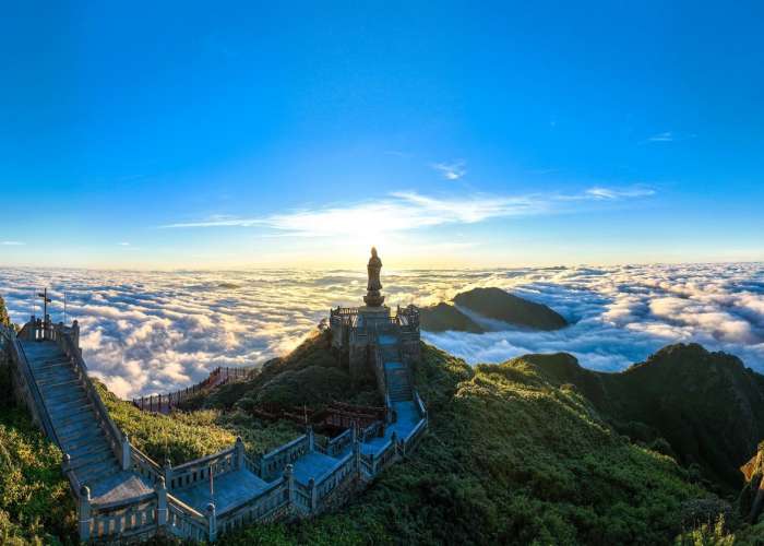 TOUR DU LỊCH 2026 SAPA - MOANA - FANSIPAN- CHỢ CÁN CẤU