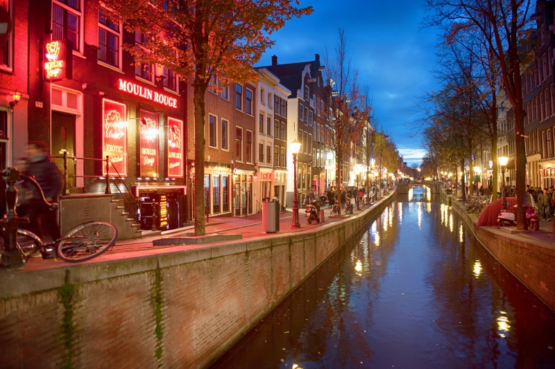 phố đèn đỏ ở amsterdam