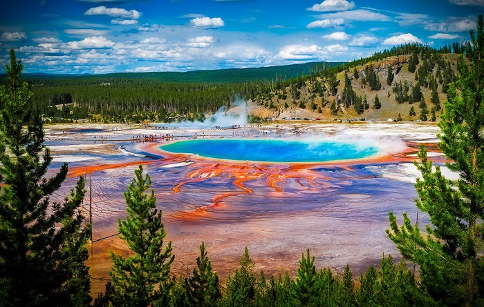 Hồ nước nóng Grand Prismatic