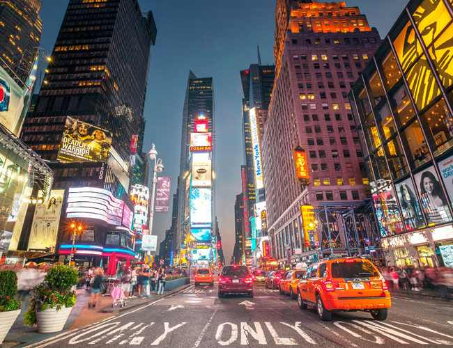 quang truong thoi dai times square