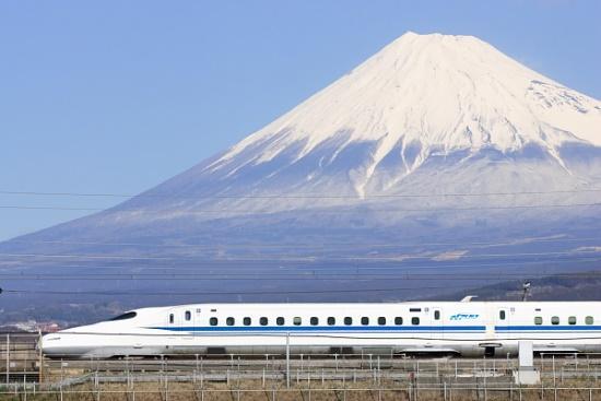 tau-sieu-toc-Shinkansen